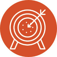 Icon of an arrow hitting the bullseye of a target for consulting collaboration